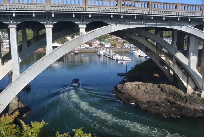 Depoe Bay harbor'